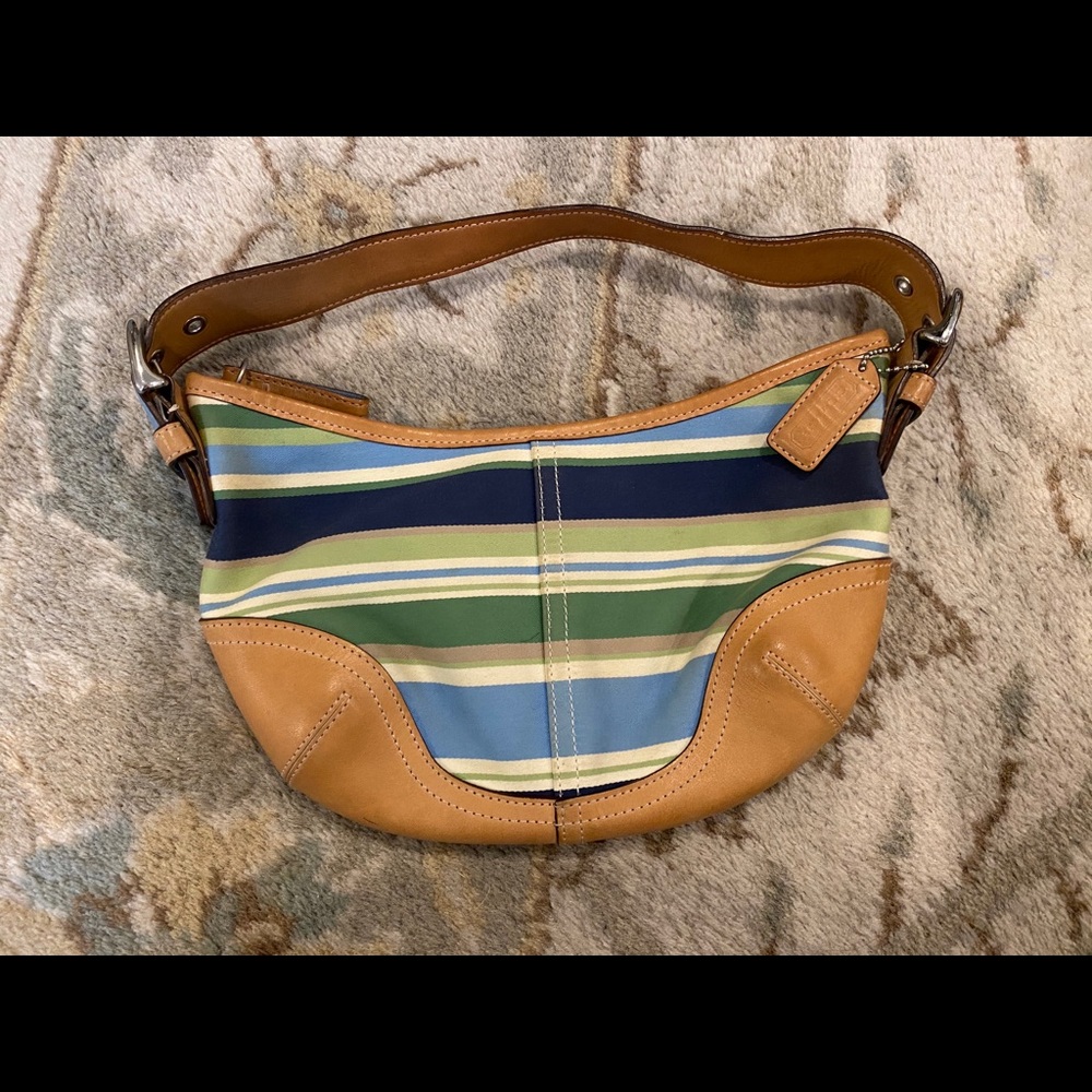 Coach Hobo Shoulder Bag: L2J-9514